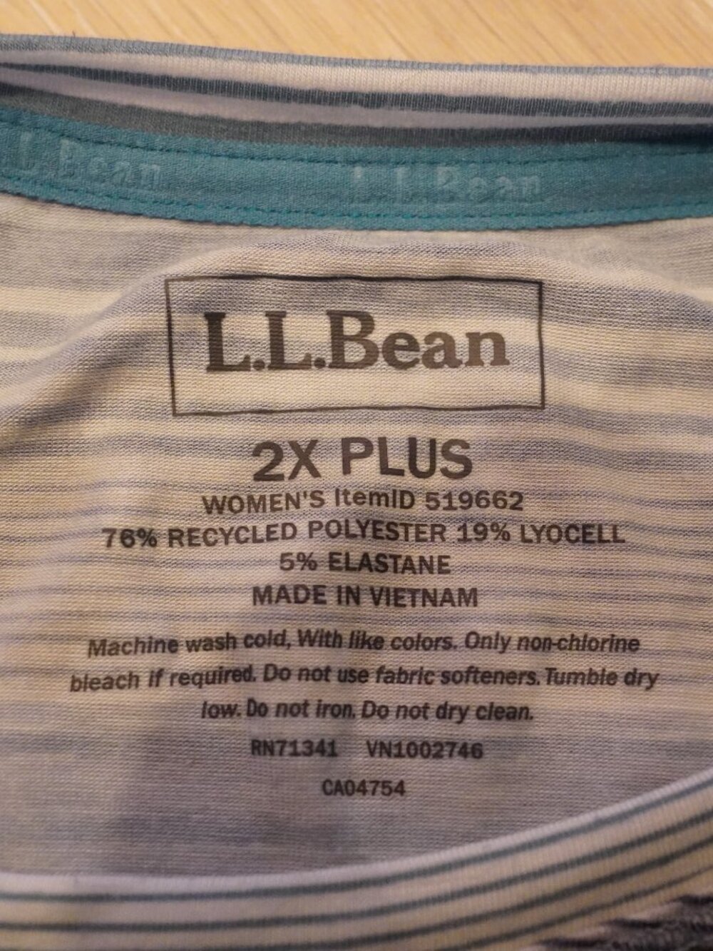 L.L.Bean Blue Green Striped Sun Smart Long Sleeve Tee 2X Plus - Picture 3 of 3